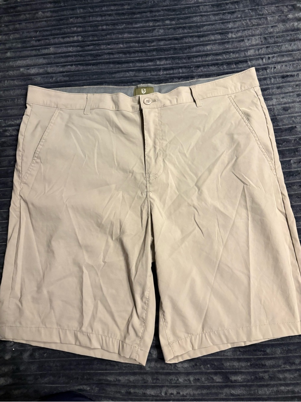 Men's Flat-Front Khaki Shorts — Lightweight Summer Classic